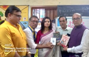 Jharna Bhattacharjee, Founder of SARSWATI BHANDAR, promotes Communal Harmony during ‘BACK TO SCHOOL’, a project ideated by Asish Basak….