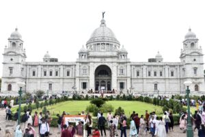স্বাধীনতা দিবসে দেশাত্মবোধক আবেগের উদ্রেক করে বিএসএফ ব্রাস ব্যান্ডের সঙ্গীতানুষ্ঠান….।
