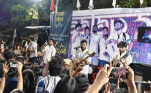 সংগ্রামী বইপত্রের পাতায় ভালোবাসার অক্ষর ‘এস টি বি কালেকটিভ’….।