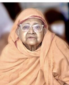 সন্ন্যাসিনী দিব্যমাতাজী রামকৃষ্ণলোকে চলে গেলেন…।