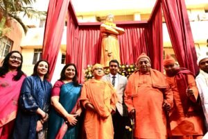 ন্যাশনাল অ্যাকাডেমি অব ডাইরেক্ট ট্যাক্সে-এর কলকাতা ক্যাম্পাসে স্বামী বিবেকানন্দের মূর্তি প্রতিষ্ঠা…।