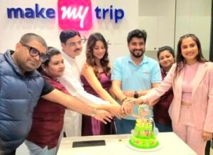 ভ্রমনার্থীদের সুবিধার্থে মেক মাই ট্রিপের নতুন এক্সপেরিমেন্ট সেন্টার সল্ট লেক কলকাতায়…।