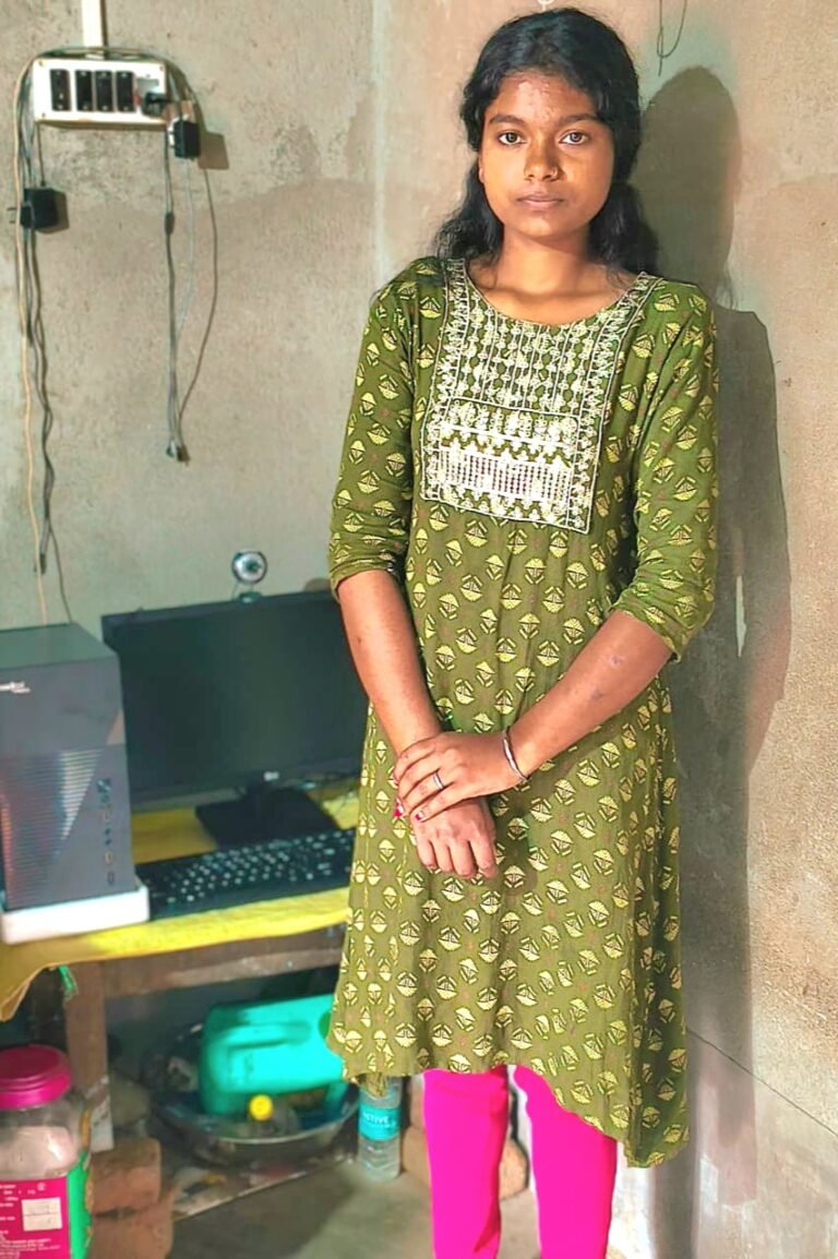 স্বনির্ভরতার পথে দৃঢ় পদক্ষেপ: বাল্যবিবাহ রুখে সমাপ্তি মন্ডলের অনন্য দৃষ্টান্ত….।