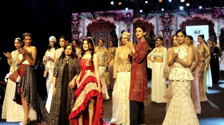 আইআইএফডি কলকাতা ক্যালকাটা টাইমস ফ্যাশন উইক ২০২৬-এ ঐতিহ্য ও আধুনিক নকশার মেলবন্ধন উদযাপন করল….।