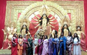 রাজবাড়ির আভিজাত্যে সেজে উঠেছে ডিটিসি সাদার্ন হাইটস আবাসনের দুর্গাপুজো, ষষ্ঠ বছরে পদার্পণ….।