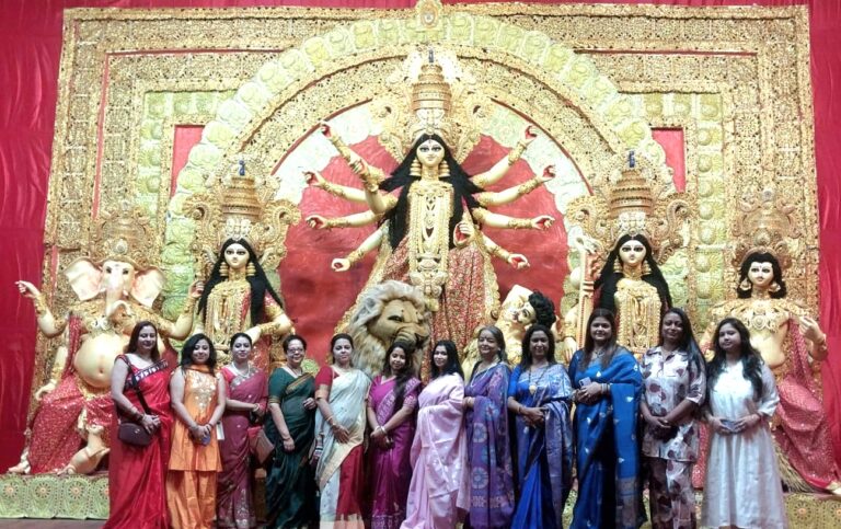 রাজবাড়ির আভিজাত্যে সেজে উঠেছে ডিটিসি সাদার্ন হাইটস আবাসনের দুর্গাপুজো, ষষ্ঠ বছরে পদার্পণ….।